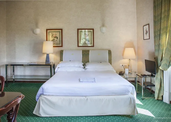 Aldrovandi Otel 4*