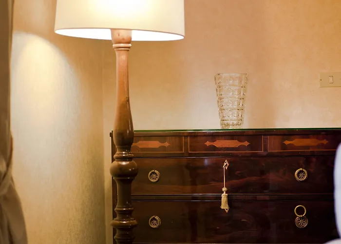 Otel Aldrovandi 4*